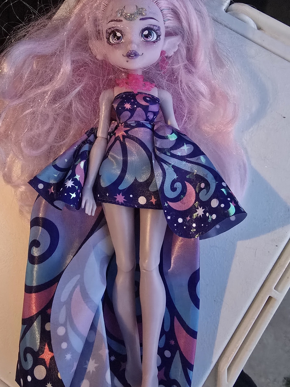 Magic Mixies Pixie Supremes Luna @ToyBros